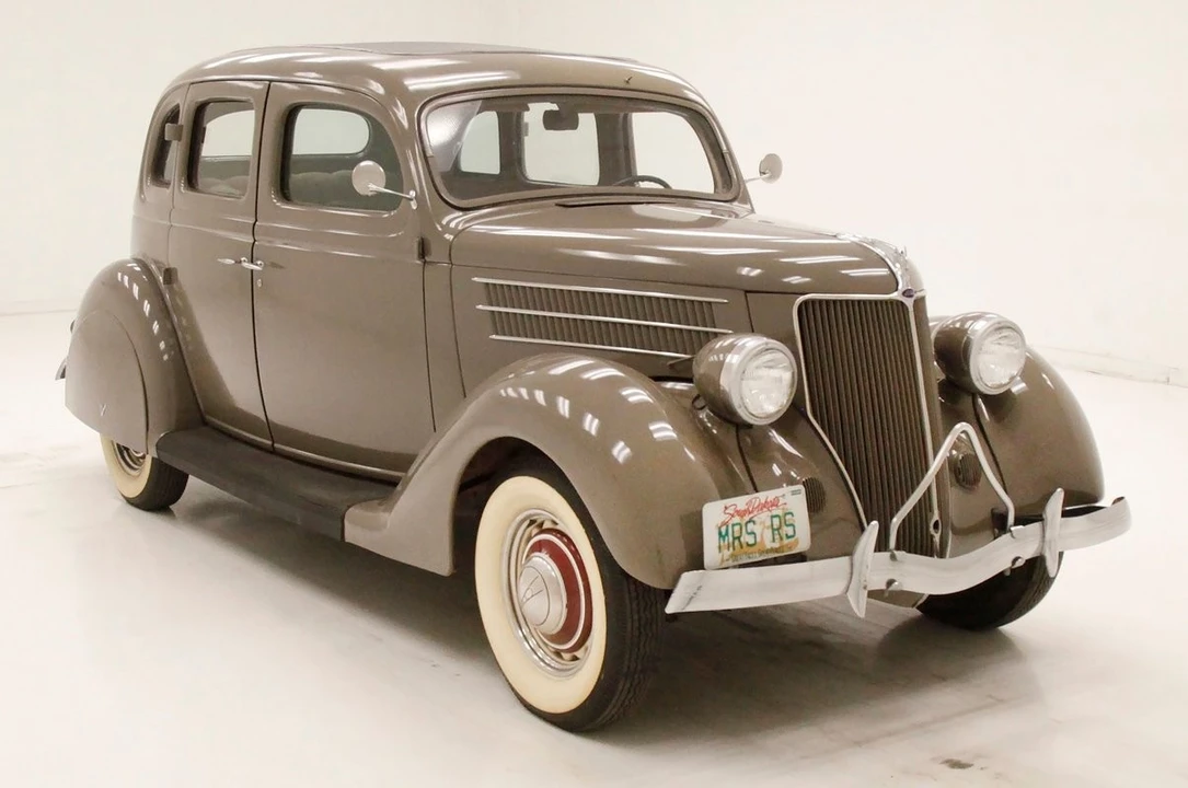 1936 Ford Model 48 & 68 - Image 6 of 12