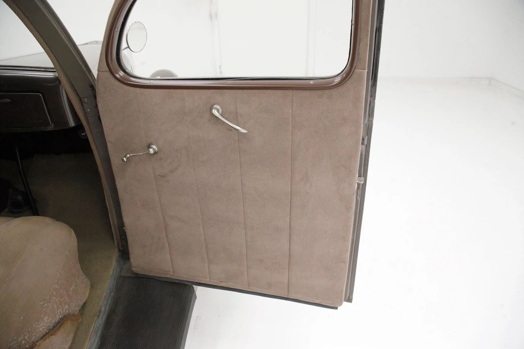 1936 Ford Model 48 & 68 - Image 25 of 31