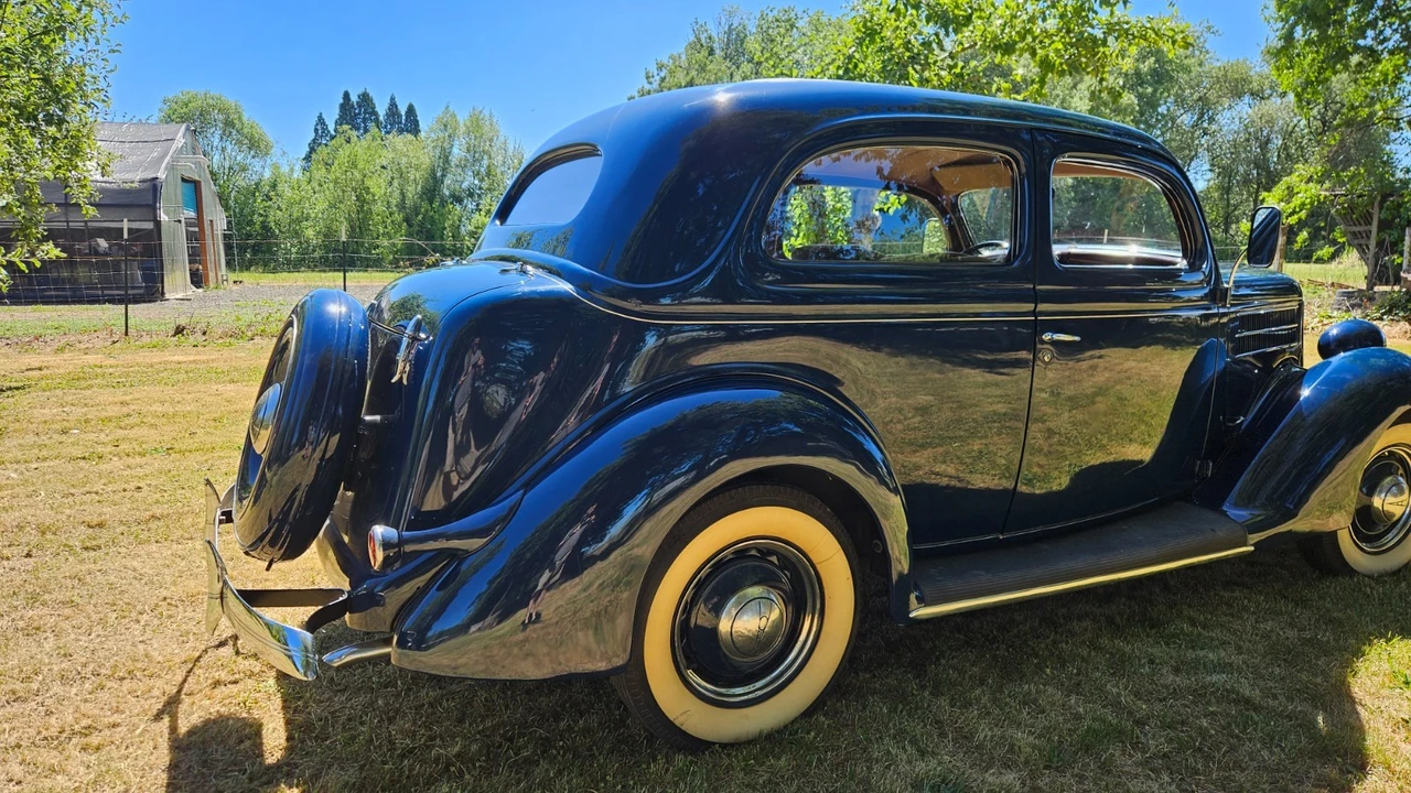 1936 Ford Model 48 & 68 - Image 4 of 29