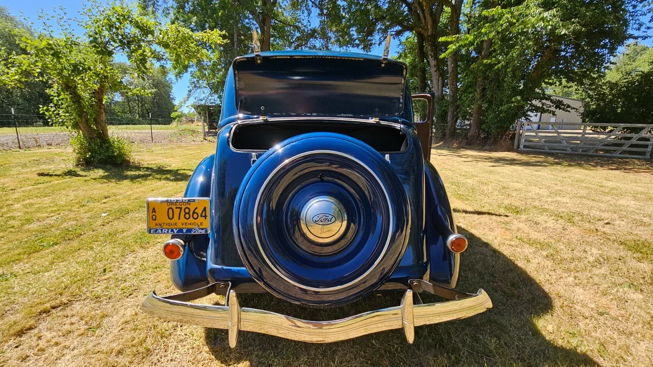 1936 Ford Model 48 & 68 - Image 17 of 29