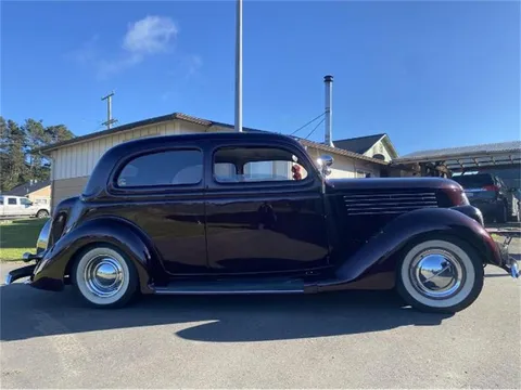 1936 Ford Model 68 Custom
