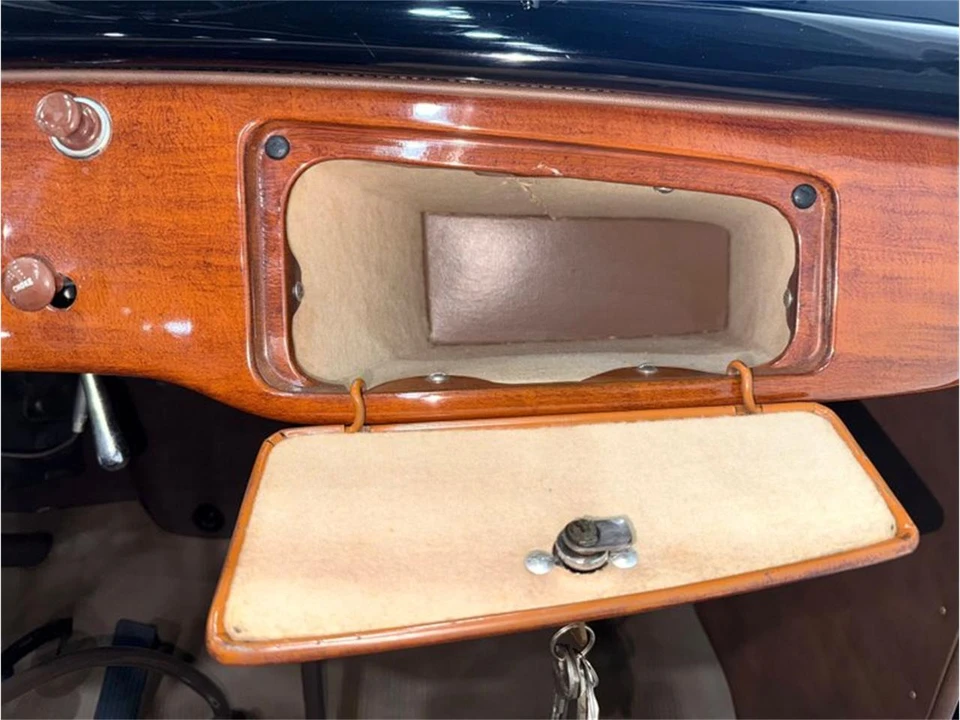 1936 Ford Model 48 & 68 - Image 15 of 31