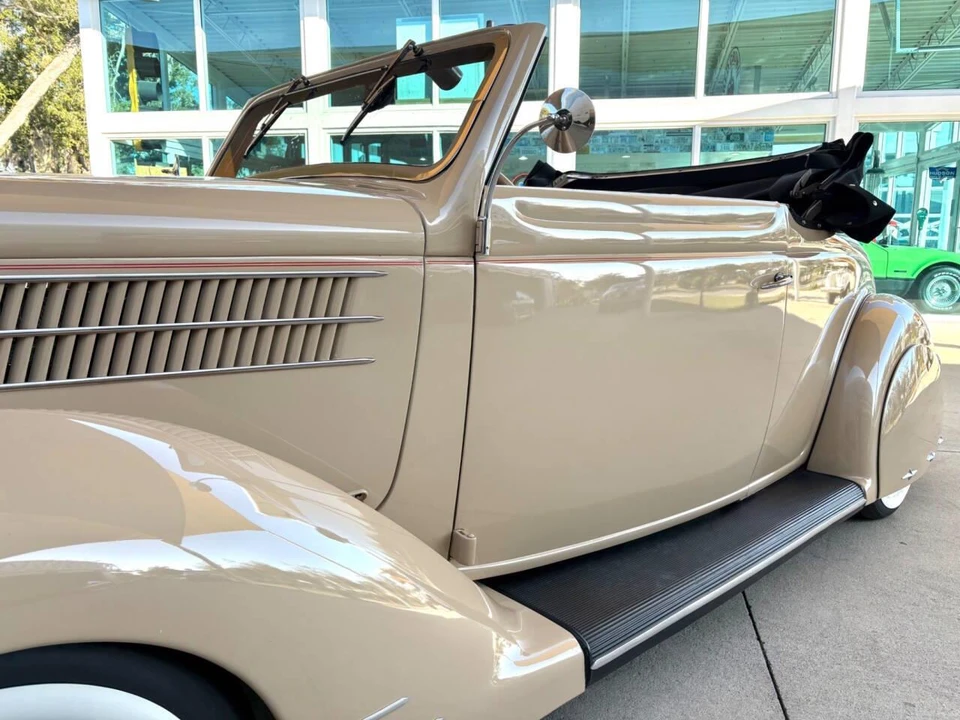 1936 Ford Model 48 & 68 - Image 14 of 31