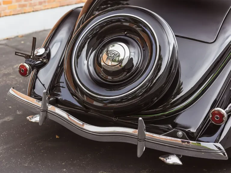 1936 Ford Model 48 & 68 - Image 28 of 31