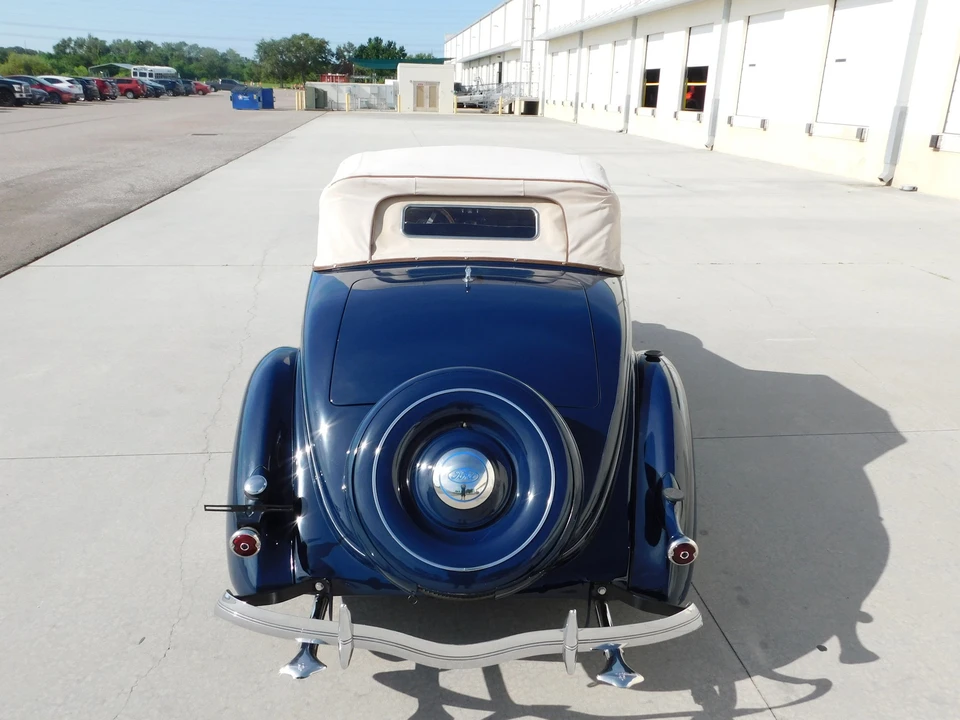 1936 Ford Model 48 & 68 - Image 17 of 31