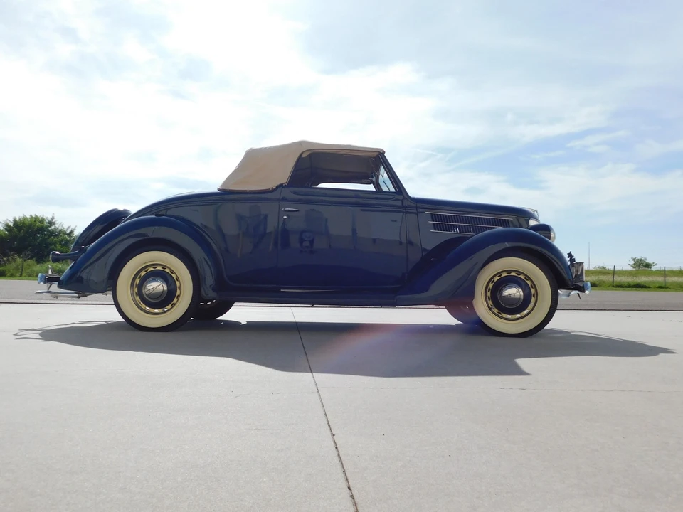 1936 Ford Model 48 & 68 - Image 26 of 31