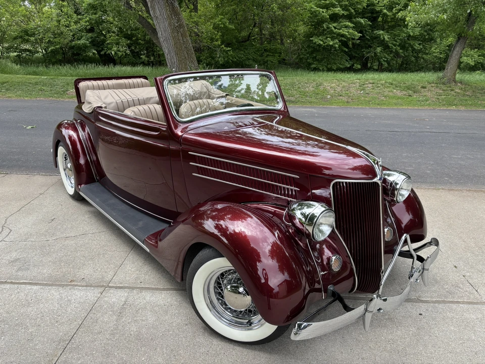 1936 Ford Model 48 & 68 - Image 18 of 31