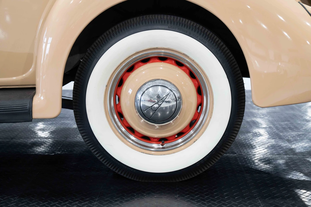 1936 Ford Model 48 & 68 - Image 25 of 31