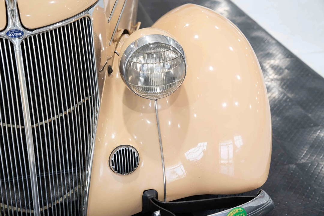 1936 Ford Model 48 & 68 - Image 9 of 31