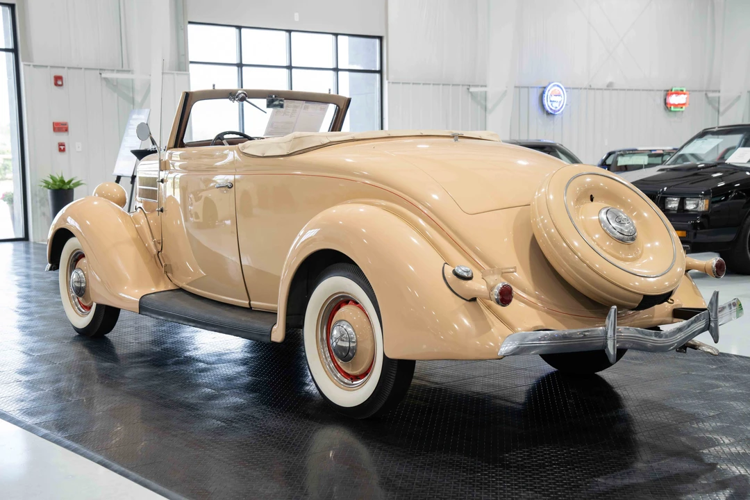 1936 Ford Model 48 & 68 - Image 5 of 31