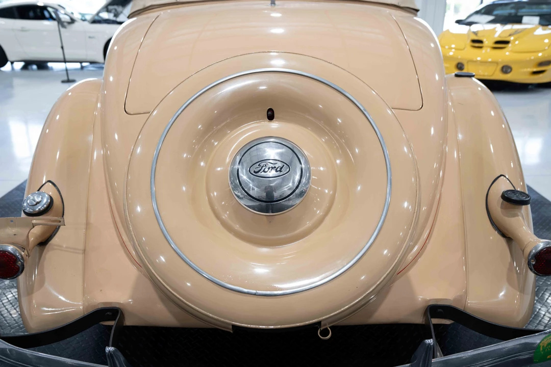 1936 Ford Model 48 & 68 - Image 18 of 31