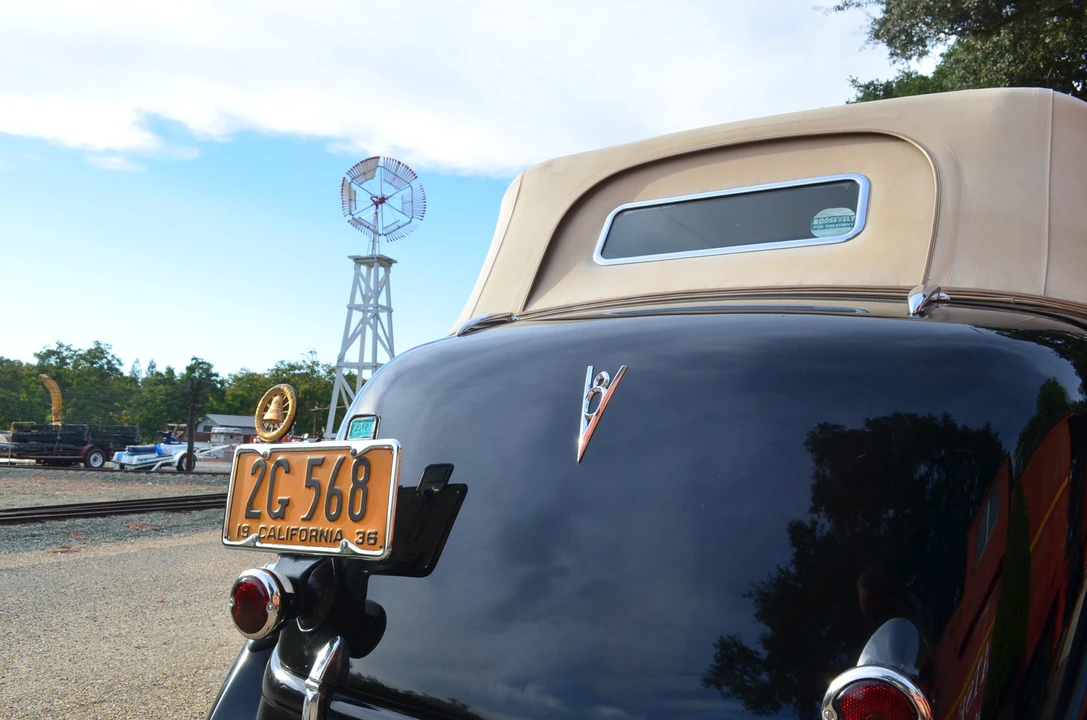 1936 Ford Model 48 & 68 - Image 21 of 31