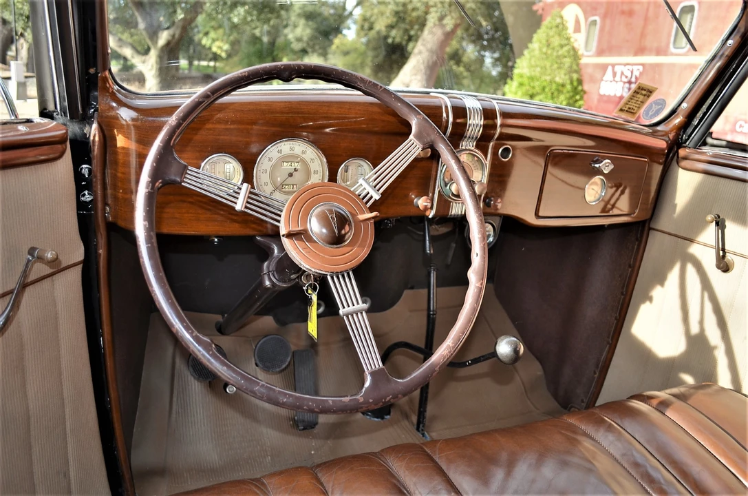 1936 Ford Model 48 & 68 - Image 25 of 31