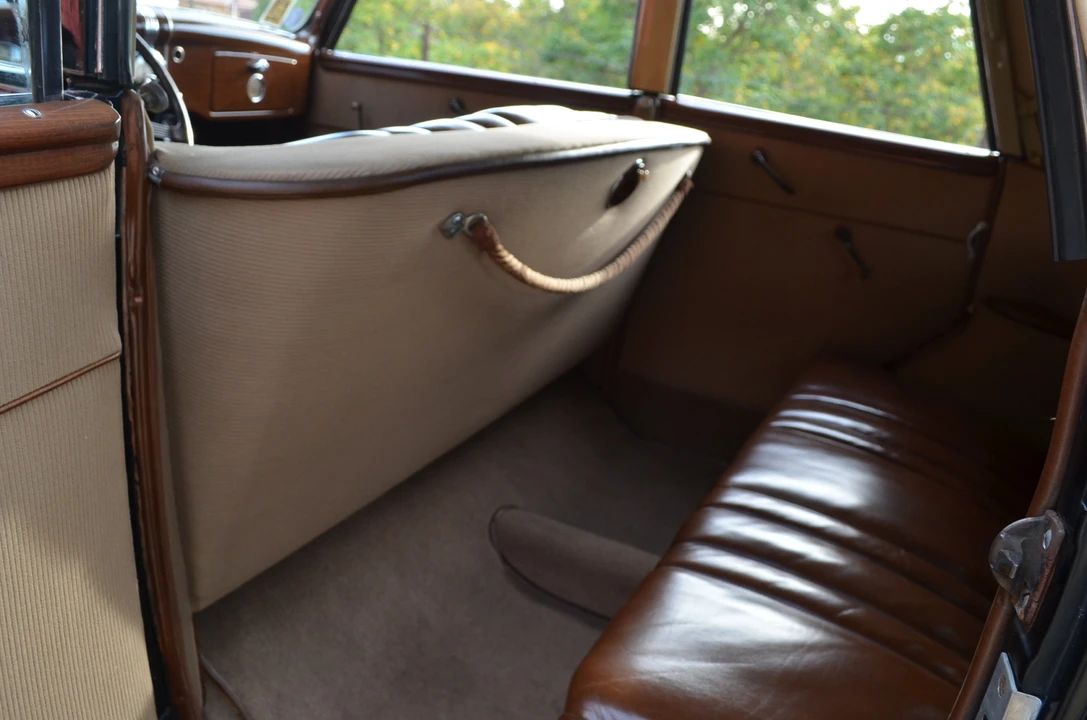 1936 Ford Model 48 & 68 - Image 30 of 31