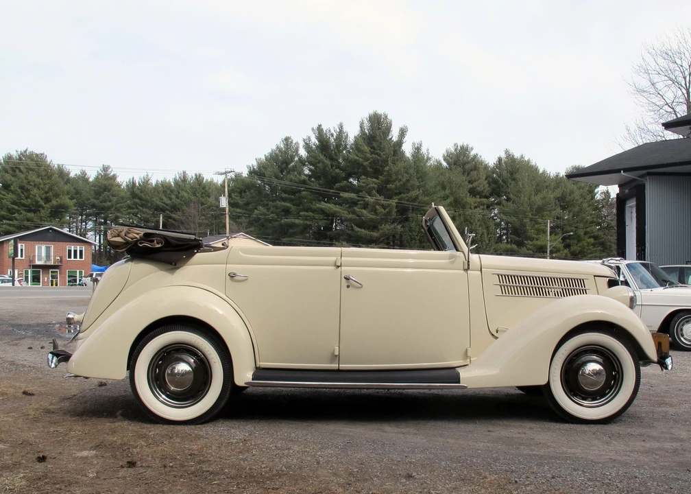 1936 Ford Model 48 & 68 - Image 22 of 31