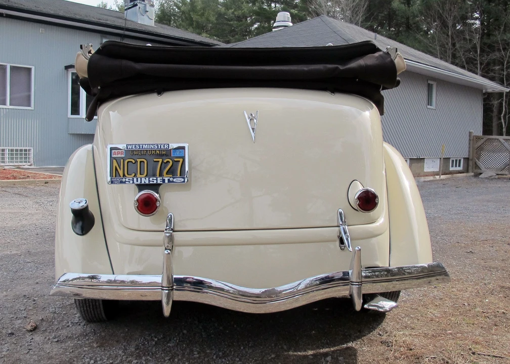 1936 Ford Model 48 & 68 - Image 25 of 31