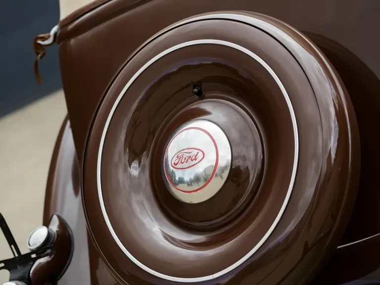 1936 Ford Model 48 & 68 - Image 27 of 31