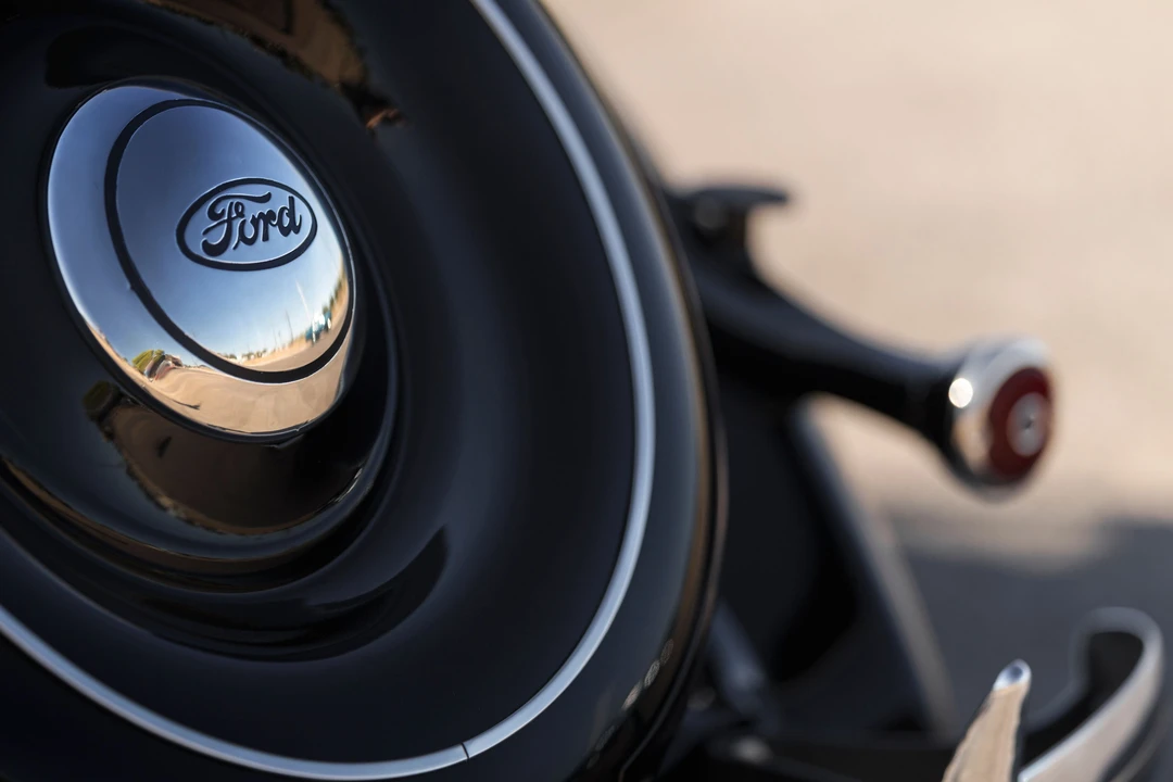 1936 Ford Model 48 & 68 - Image 21 of 23