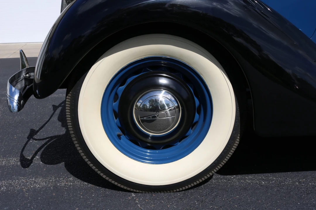 1936 Ford Model 48 & 68 - Image 17 of 31