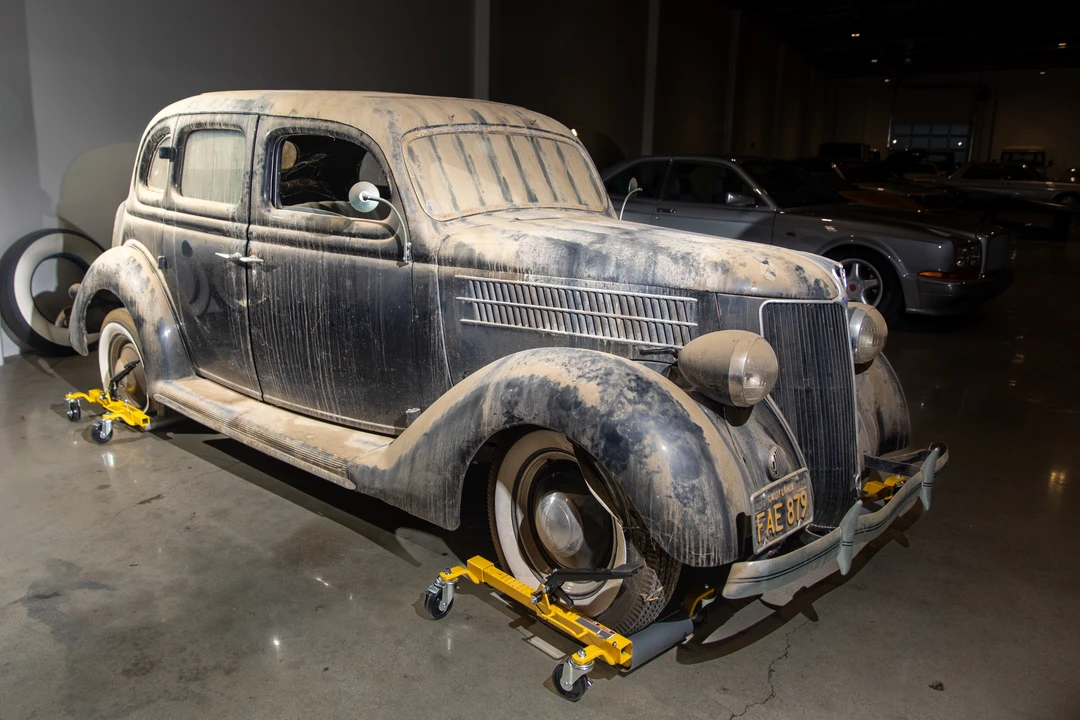 1936 Ford Model 48 & 68 - Image 2 of 31