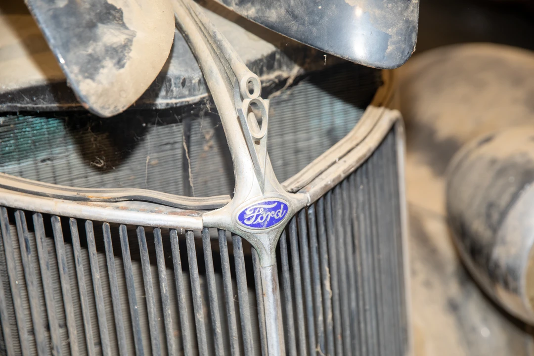 1936 Ford Model 48 & 68 - Image 30 of 31