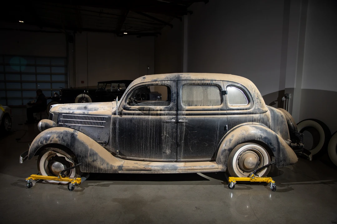1936 Ford Model 48 & 68 - Image 3 of 31