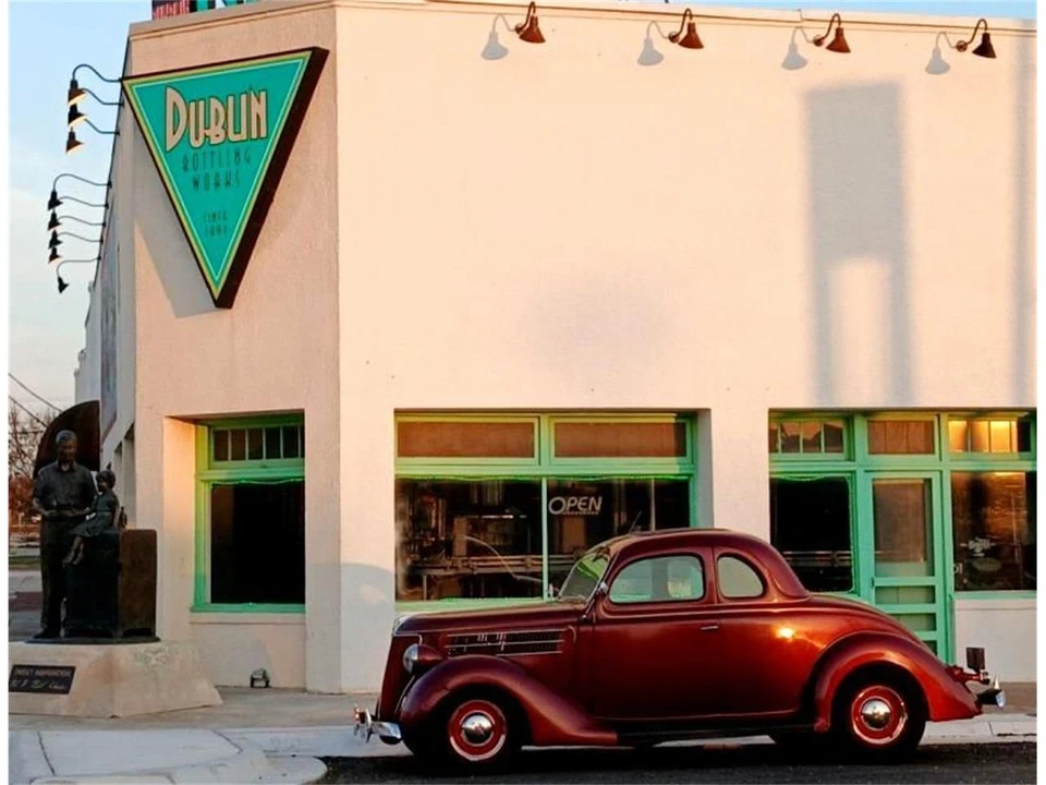 1936 Ford Model 48 & 68 - Image 3 of 16