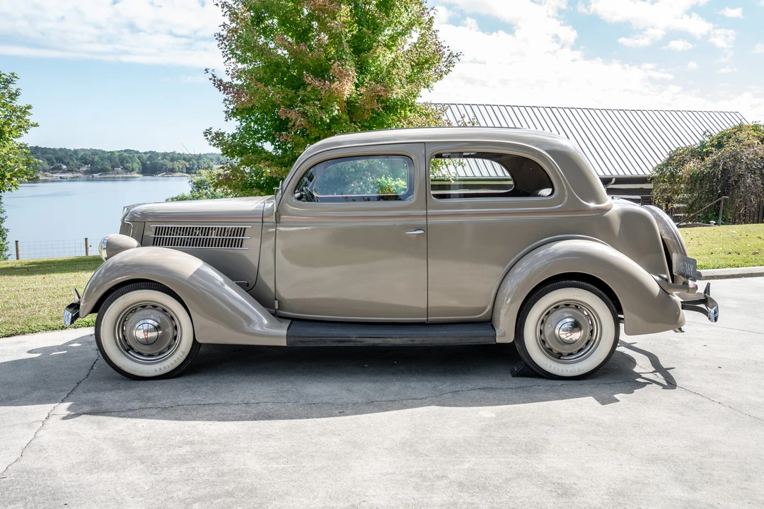 1936 Ford Model 48 & 68 - Image 9 of 31