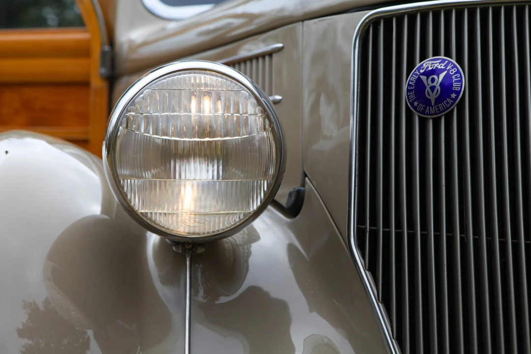 1936 Ford Model 48 & 68 - Image 27 of 31