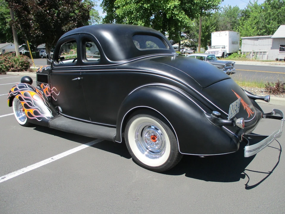 1936 Ford Model 48 & 68 - Image 16 of 31