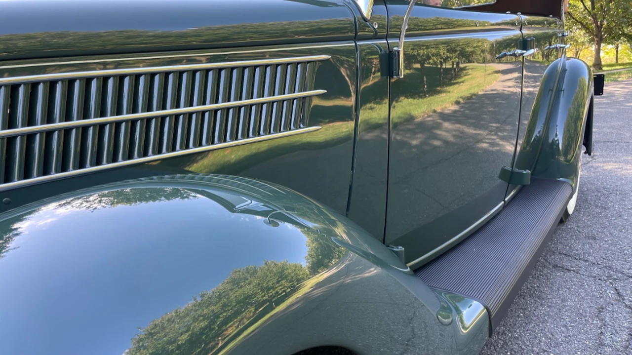 1936 Ford Model 48 & 68 - Image 28 of 31