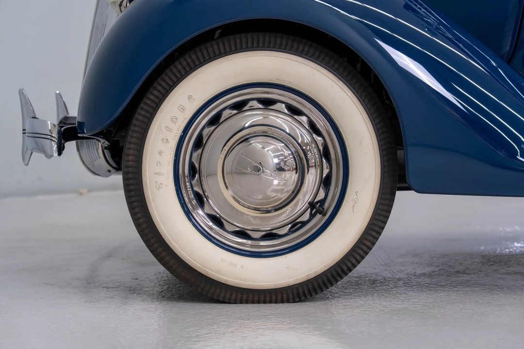 1936 Ford Model 48 & 68 - Image 30 of 31