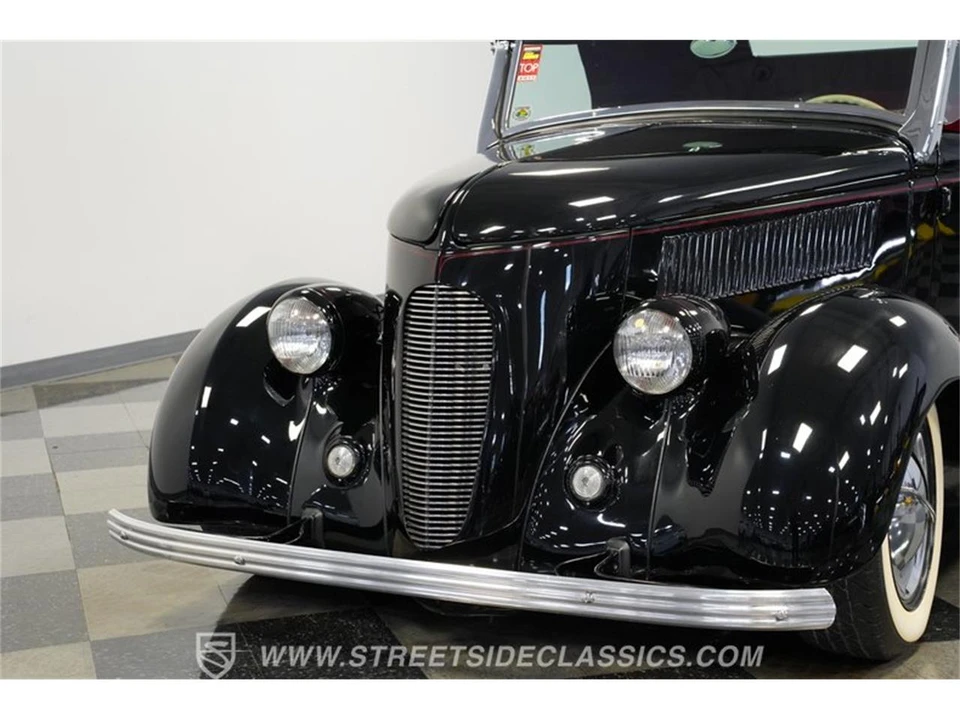 1936 Ford Model 48 & 68 - Image 18 of 31