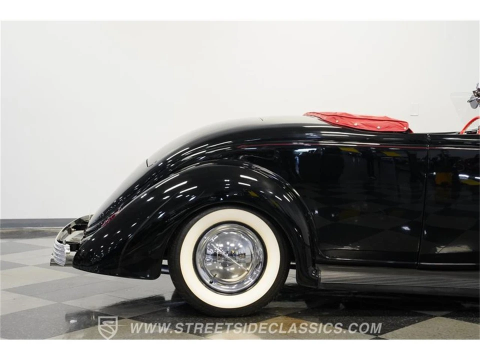 1936 Ford Model 48 & 68 - Image 28 of 31