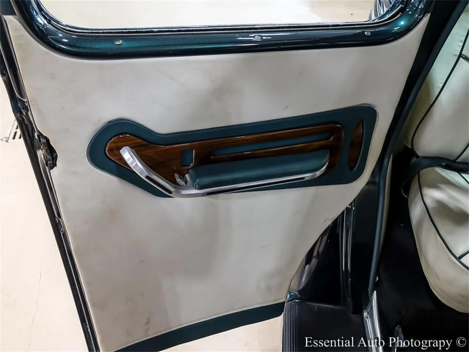 1936 Ford Model 48 & 68 - Image 25 of 31