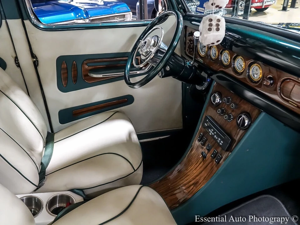 1936 Ford Model 48 & 68 - Image 27 of 31