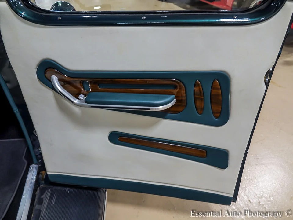 1936 Ford Model 48 & 68 - Image 26 of 31