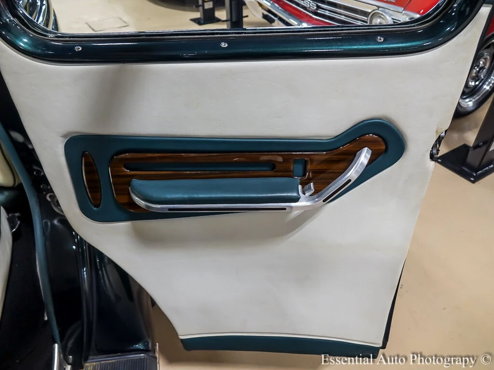 1936 Ford Model 48 & 68 - Image 24 of 31