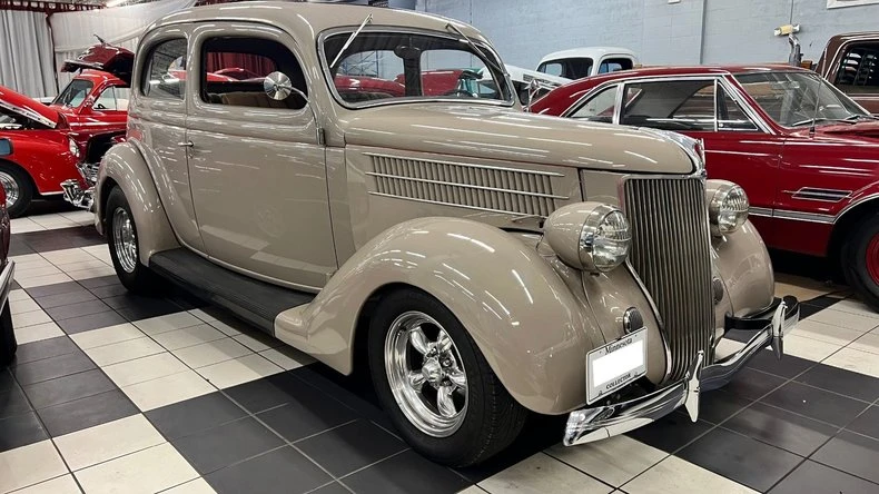1936 Ford Model 48 & 68 - Image 9 of 11