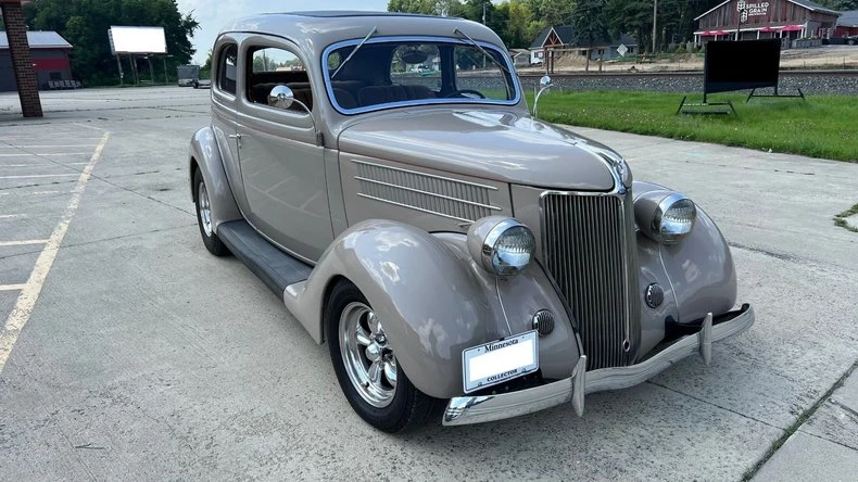 1936 Ford Model 48 & 68 - Image 3 of 11