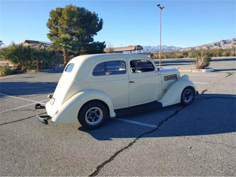 1936 Ford Model 48 & 68 - Image 6 of 8