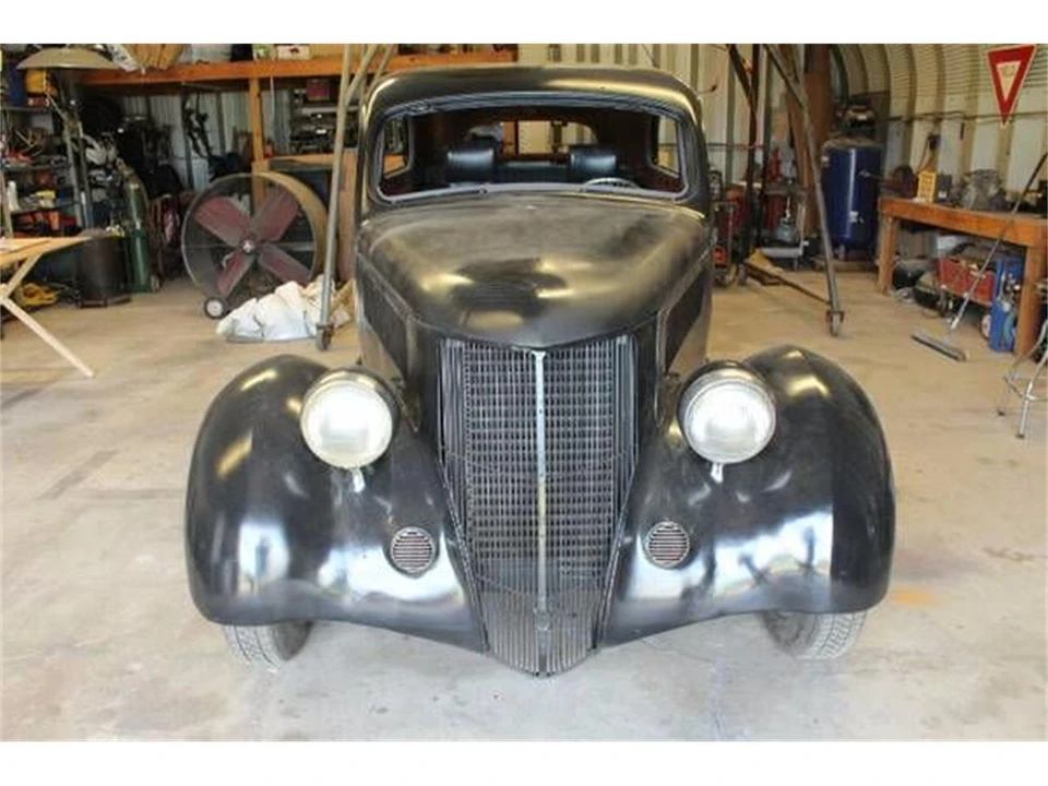 1936 Ford Model 48 & 68 - Image 4 of 6