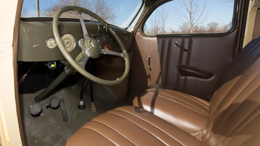 1936 Ford Model 48 & 68 - Image 4 of 12