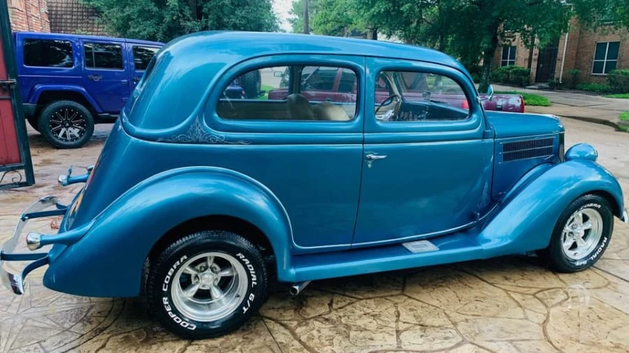 1936 Ford Model 48 & 68 - Image 2 of 10