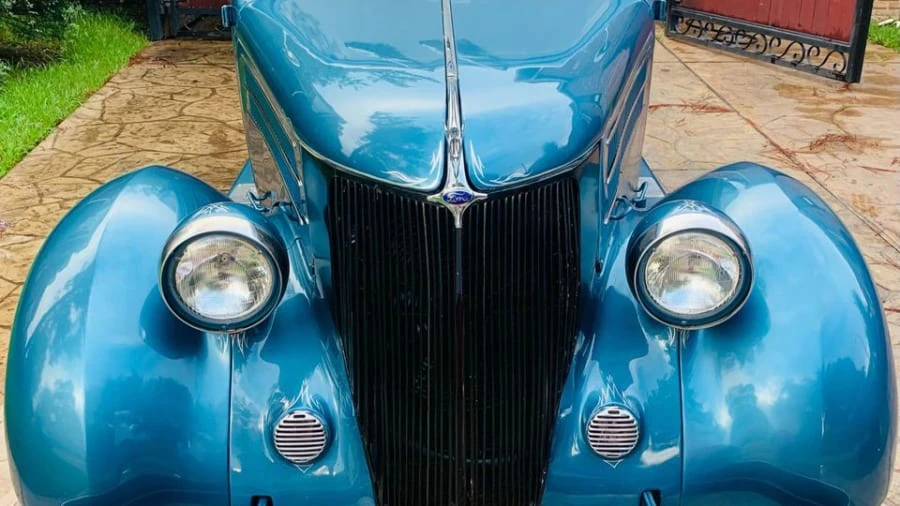 1936 Ford Model 48 & 68 - Image 9 of 10