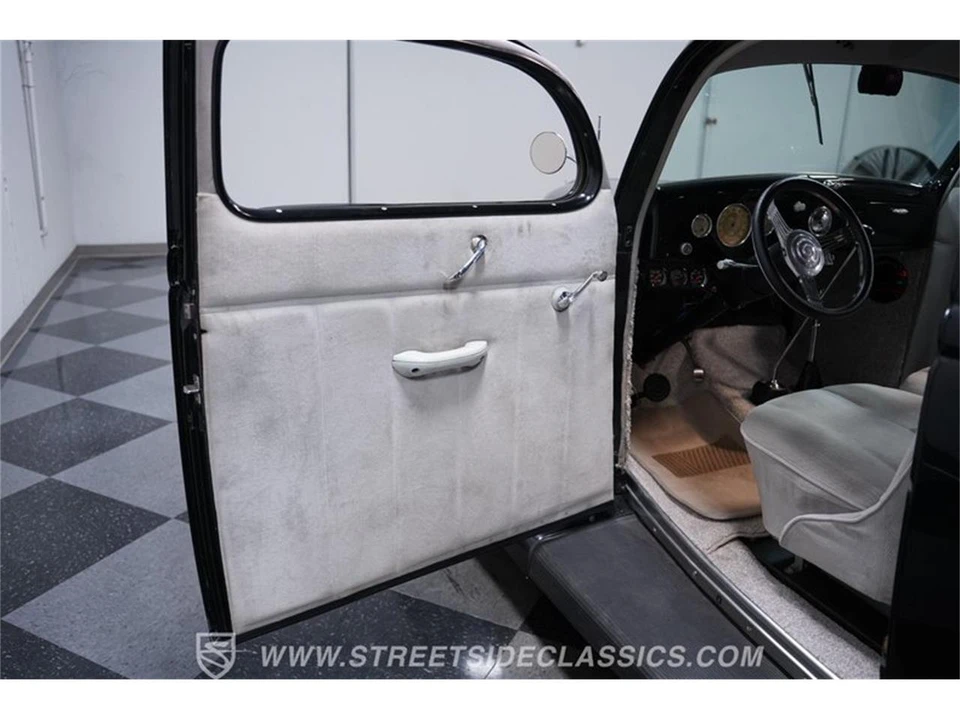 1936 Ford Model 48 & 68 - Image 30 of 31
