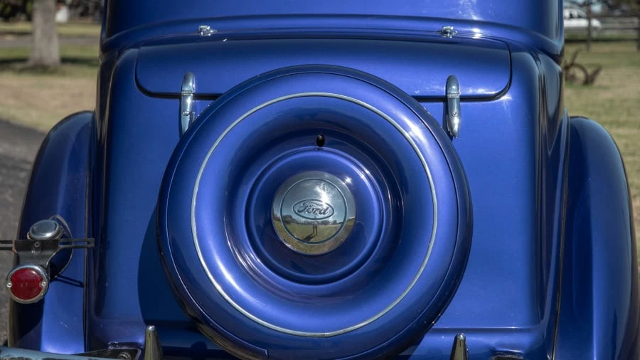 1936 Ford Model 48 & 68 - Image 13 of 17
