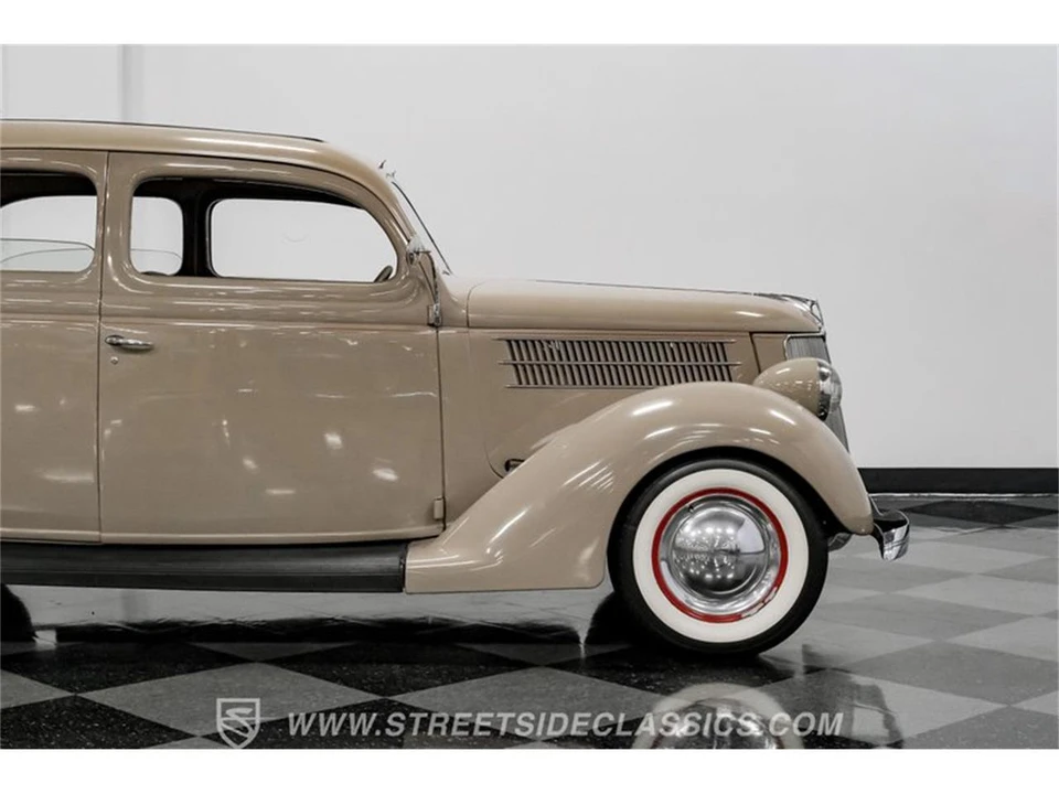 1936 Ford Model 48 & 68 - Image 30 of 31