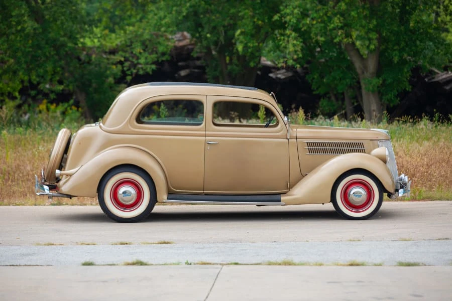 1936 Ford Model 48 & 68 - Image 6 of 19