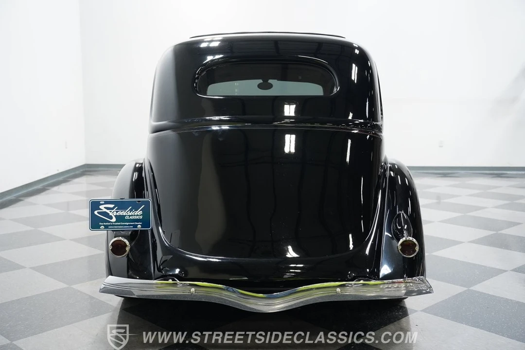 1936 Ford Model 48 & 68 - Image 10 of 12